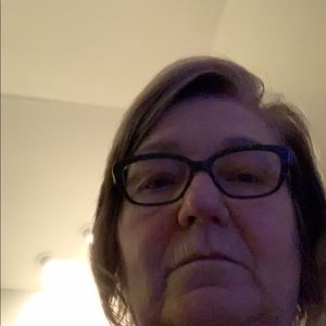 Meet your Posher, Pam